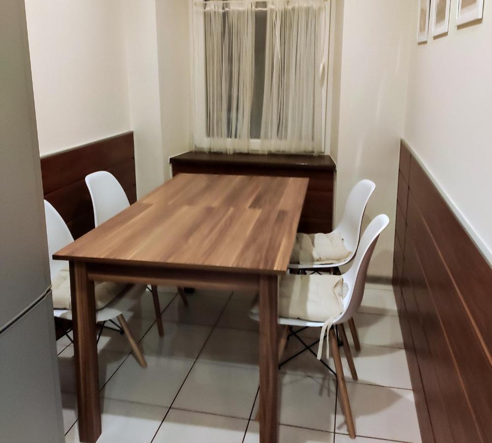 Apartament Przy Rynku Apartment ดุสนิกิ สดรอย ภายนอก รูปภาพ